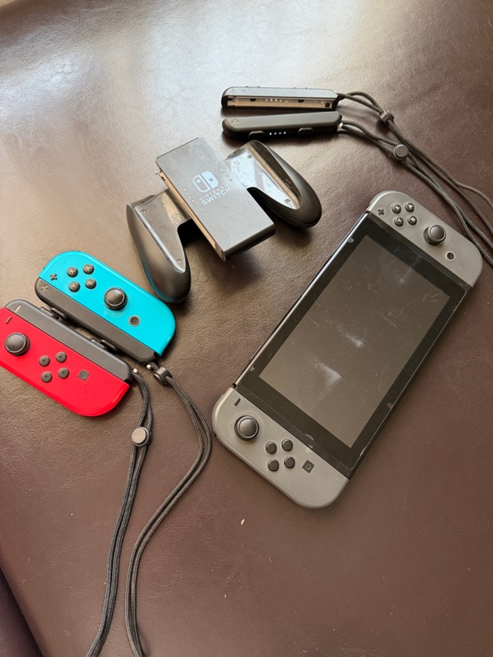 Nintendo Switch Handheld Console with additional Controllers - Picture 2 of 6
